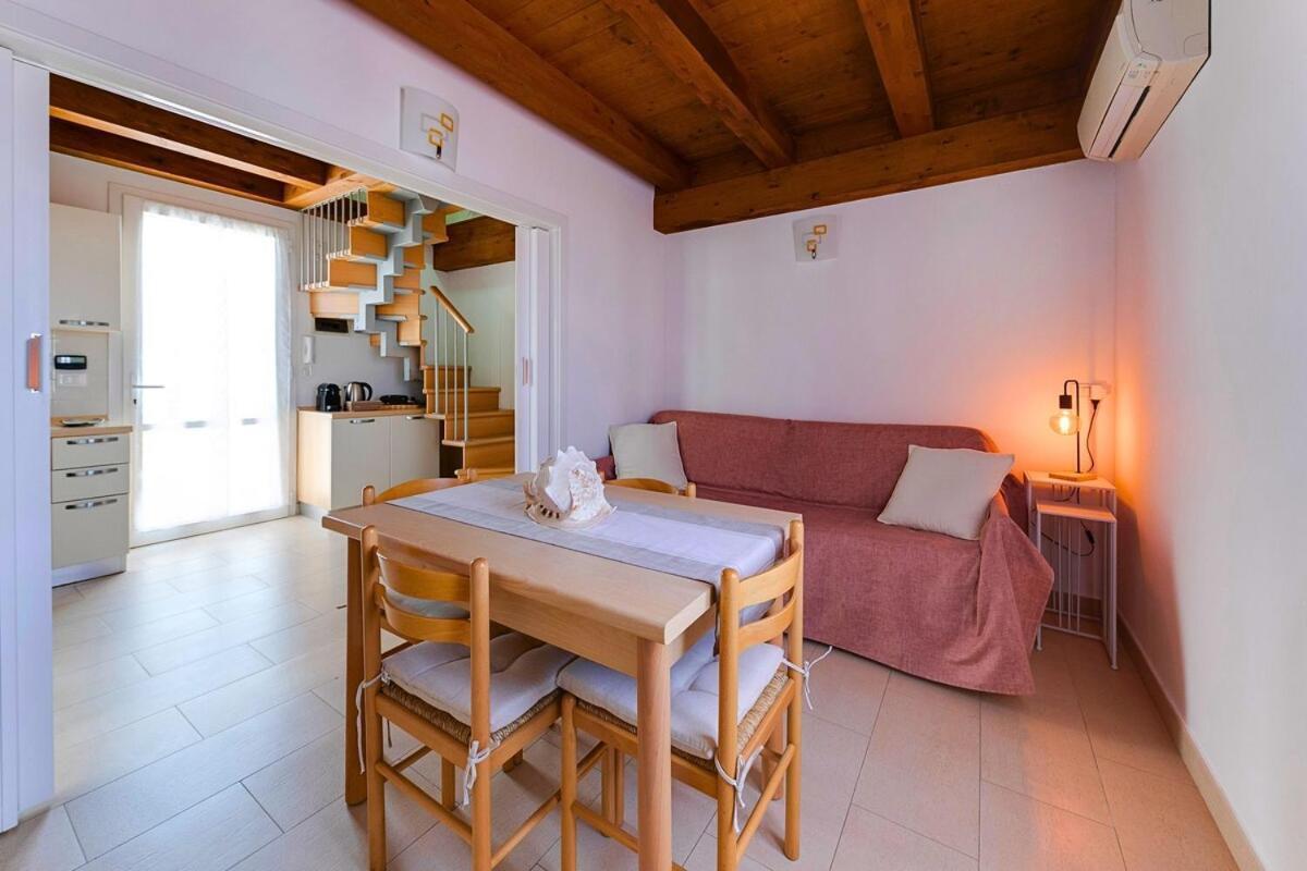 Summer - Casa A Due Passi Dal Mare Con Free Parking E Wi-fi Appartamento *